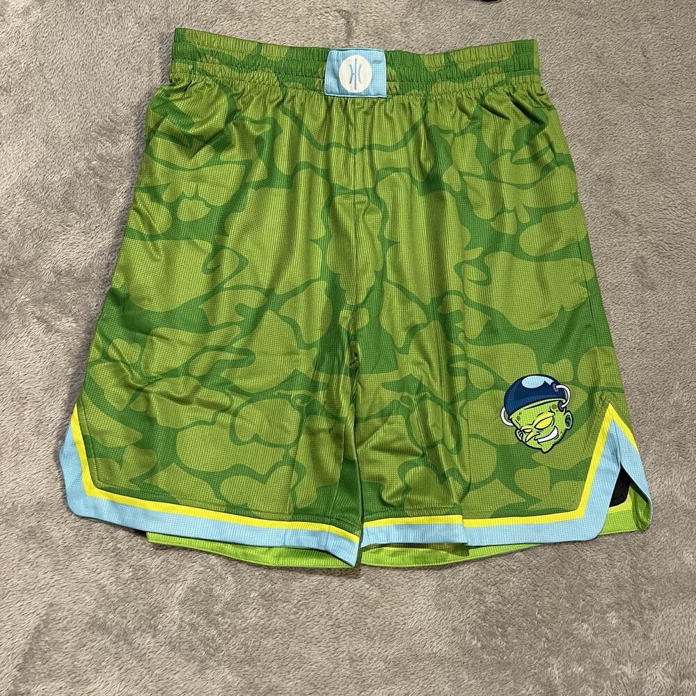 Alien Graphic Shorts Mens Large Green Camo Reversible Basketball Athletic
